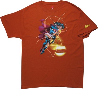 Superman Wonder Woman Kiss T-Shirt - Image 2