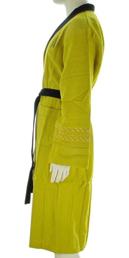 Star Trek Command Captain Kirk Waffle Robe - Image 3